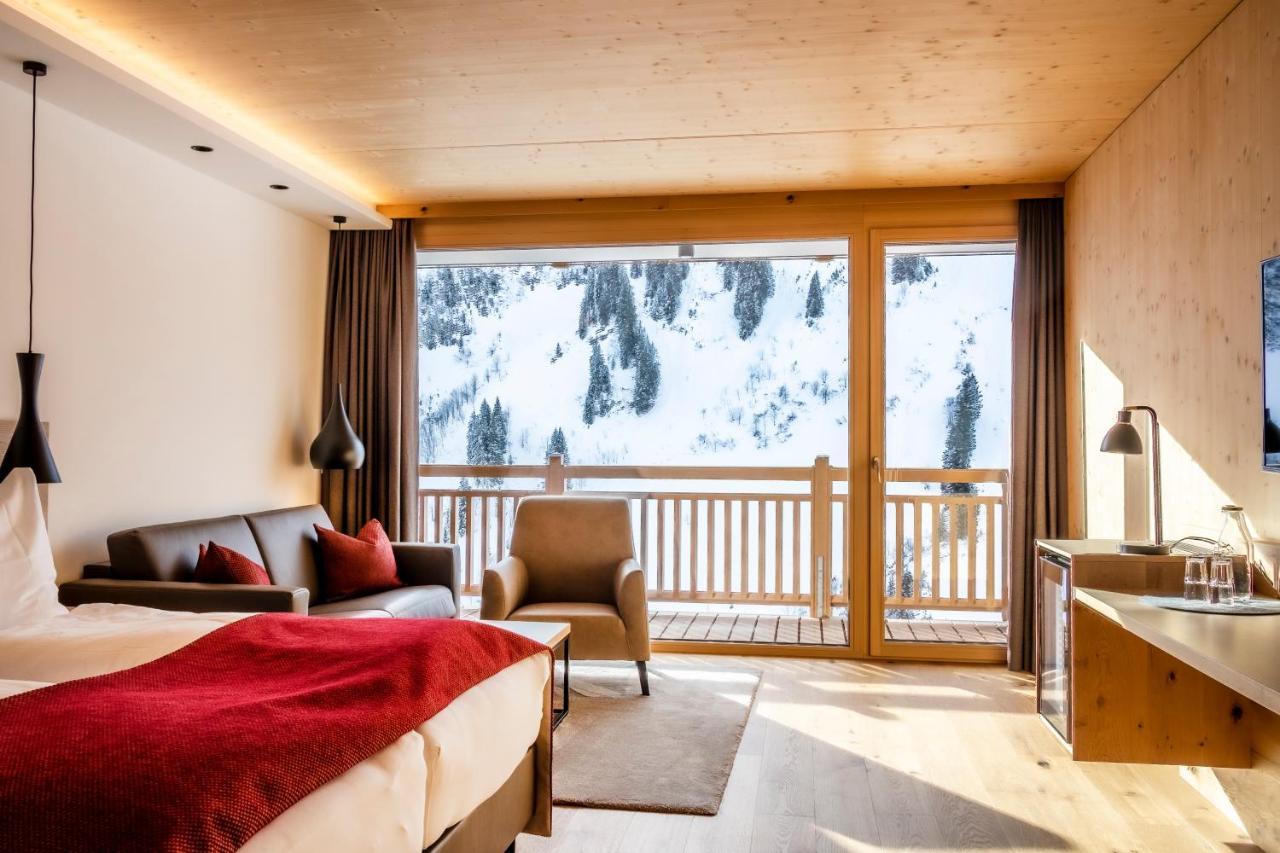 Damuelser Hof - Wellness & Spa Екстериор снимка